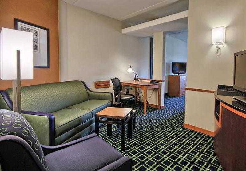 Fairfield Inn & Suites Huntingdon Raystown Lake Δωμάτιο φωτογραφία